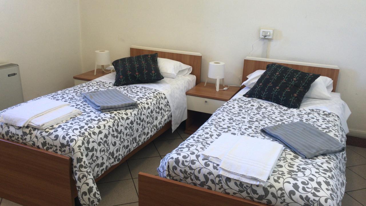 Albergo E Ostello Della Gioventu Biella Centro Storico エクステリア 写真
